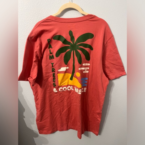 Old Navy Beach Graphic Tee in Coral Color Size XL NWOT - Picture 6 of 6